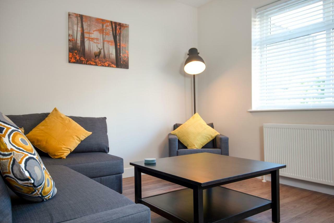 Morley Cottage - Modern 3 Bedroom, 2 Bathroom House With Garden In Southsea, Портцмаус Экстерьер фото
