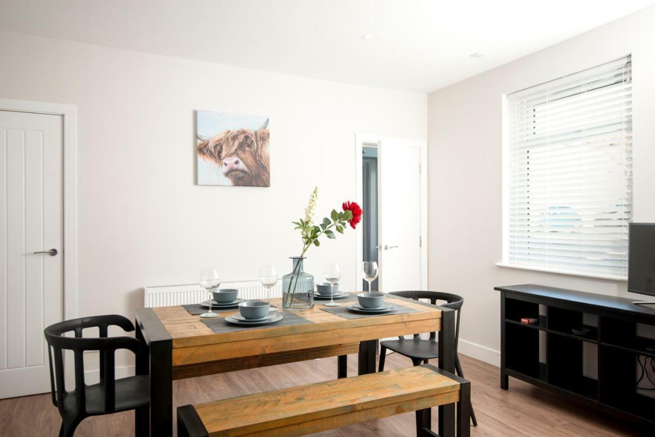 Morley Cottage - Modern 3 Bedroom, 2 Bathroom House With Garden In Southsea, Портцмаус Экстерьер фото